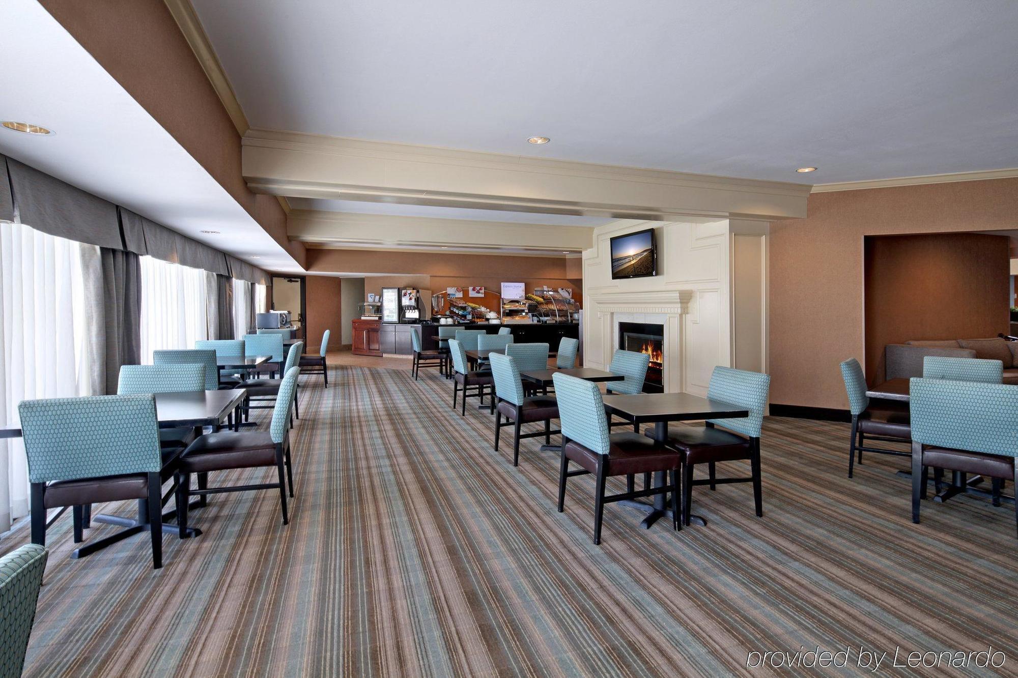 Holiday Inn Express Port Hueneme By Ihg Bagian luar foto